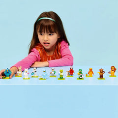 A Photo Of LEGO Minifigures Animals Series 28 - 7 Pieces - 71051