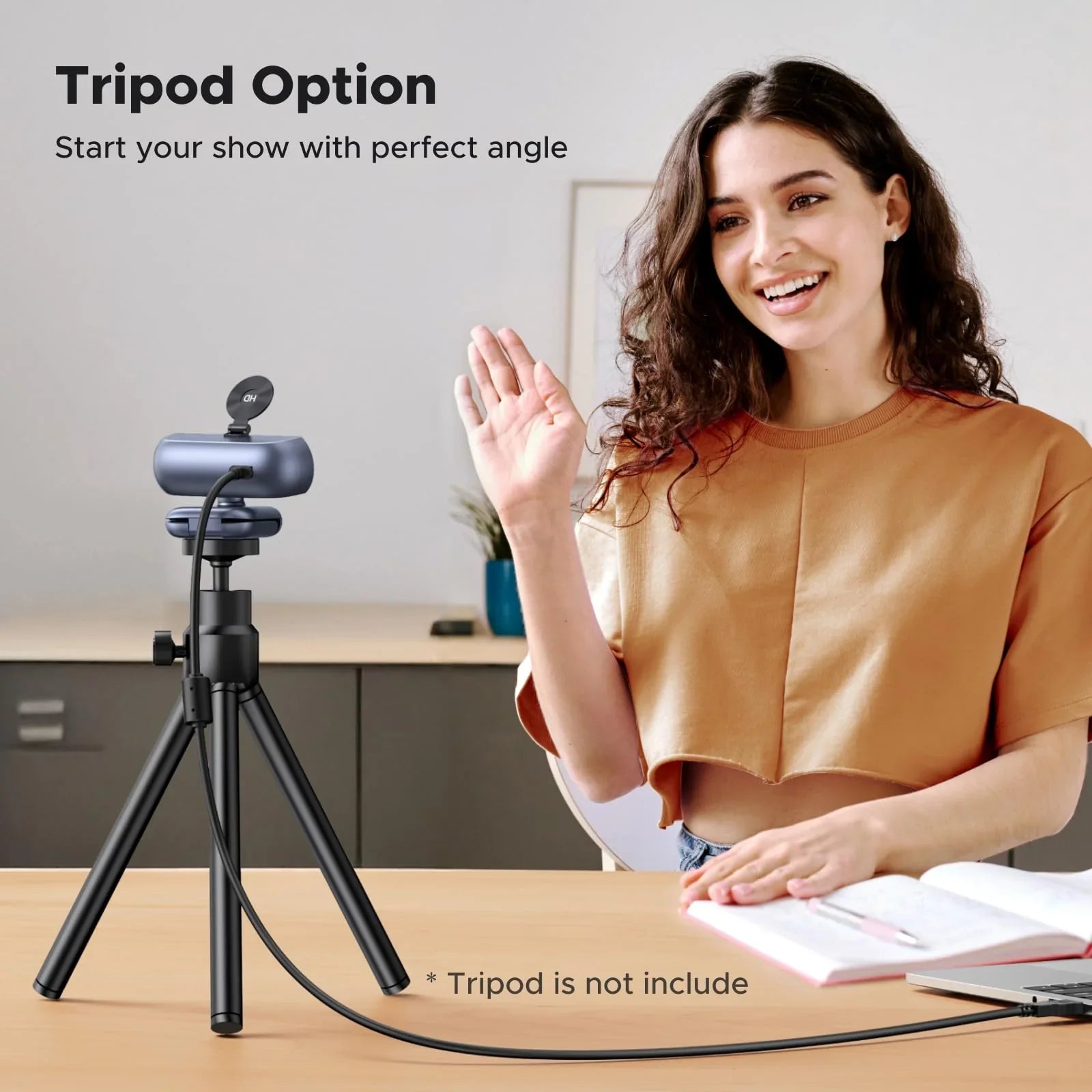 A Photo Of UGREEN 2K Webcam 1440P with Dual Microphones & Privacy Cover