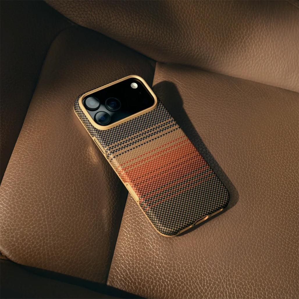 A Photo Of Pitaka Aramid UltraGuard Case for iPhone 17 Pro