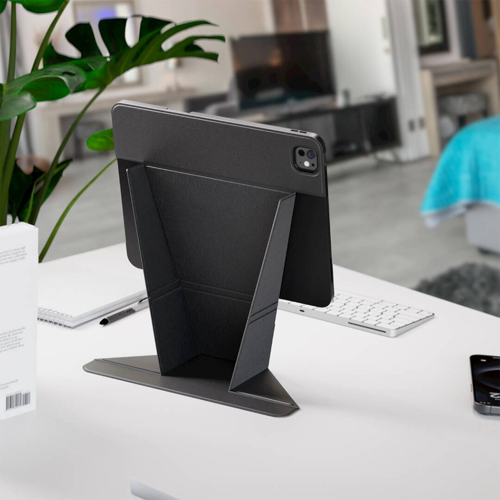 A Photo Of Blupebble Tokyo 13