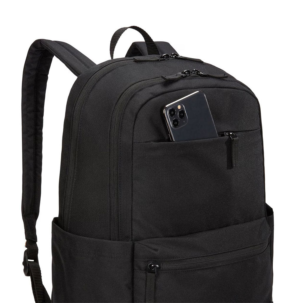 A Photo Of Case Logic Uplink 15.6