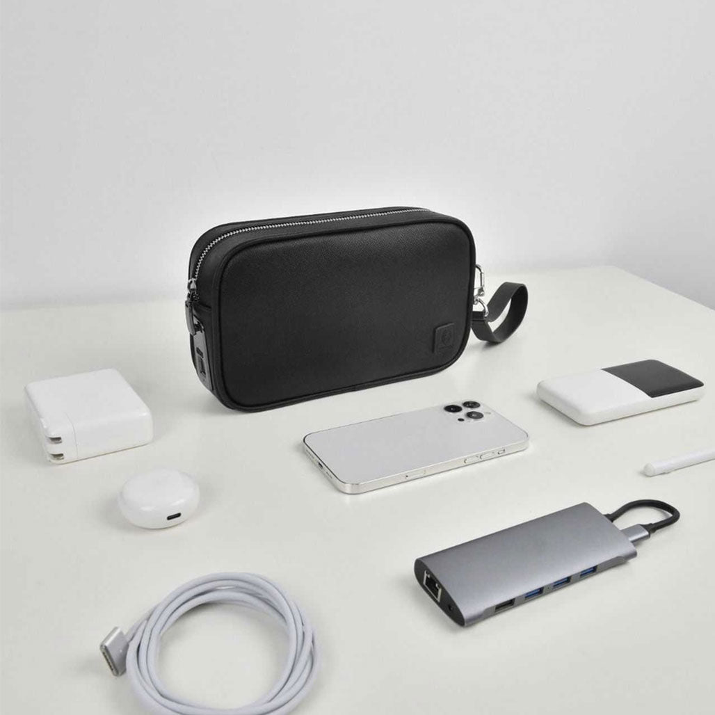 A Photo Of Green Lion Elegant Smart Security Pouch - Black | Advanced Anti-Theft Protection