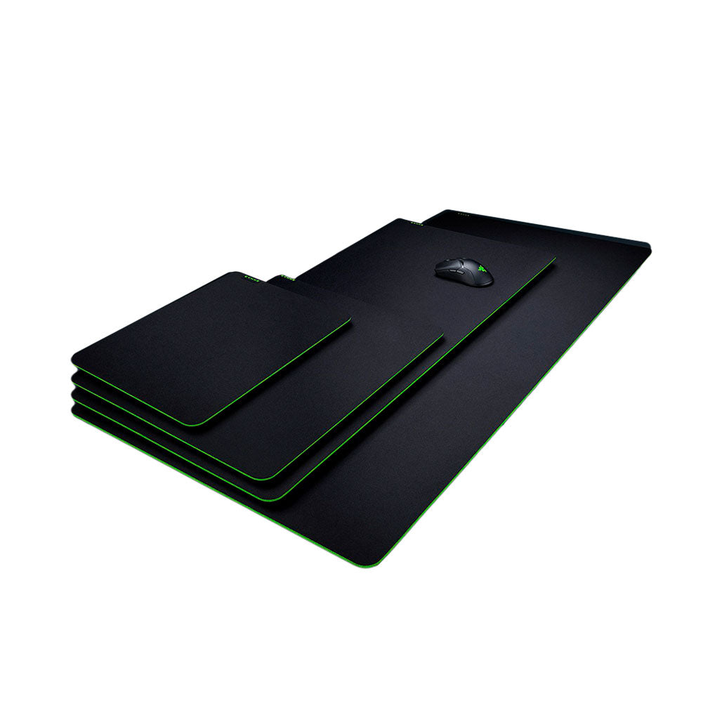 A Photo Of Razer Gigantus V2 - Soft Gaming Mouse Mat for Speed and Control