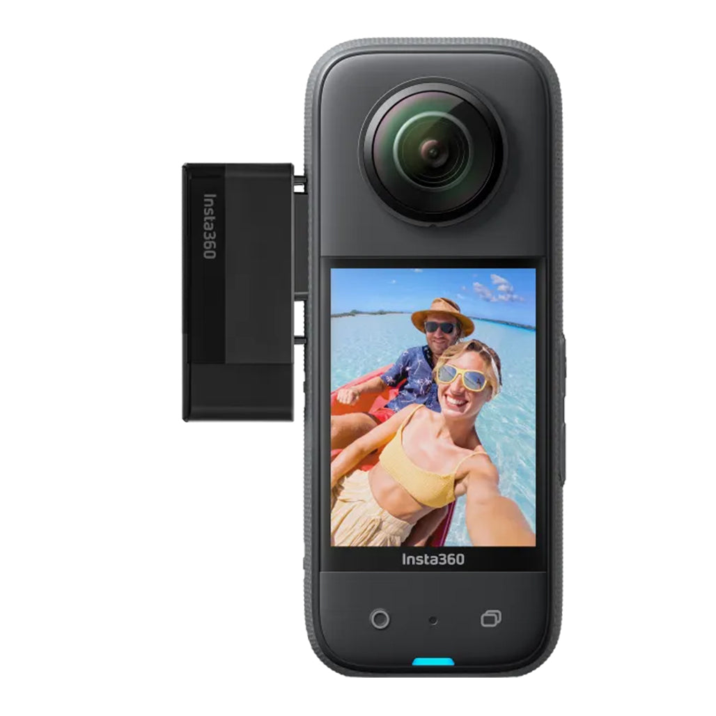 A Photo Of Insta360 X3 Quick Reader - Fast File Transfer with USB Type-C and Lightning Compatibility