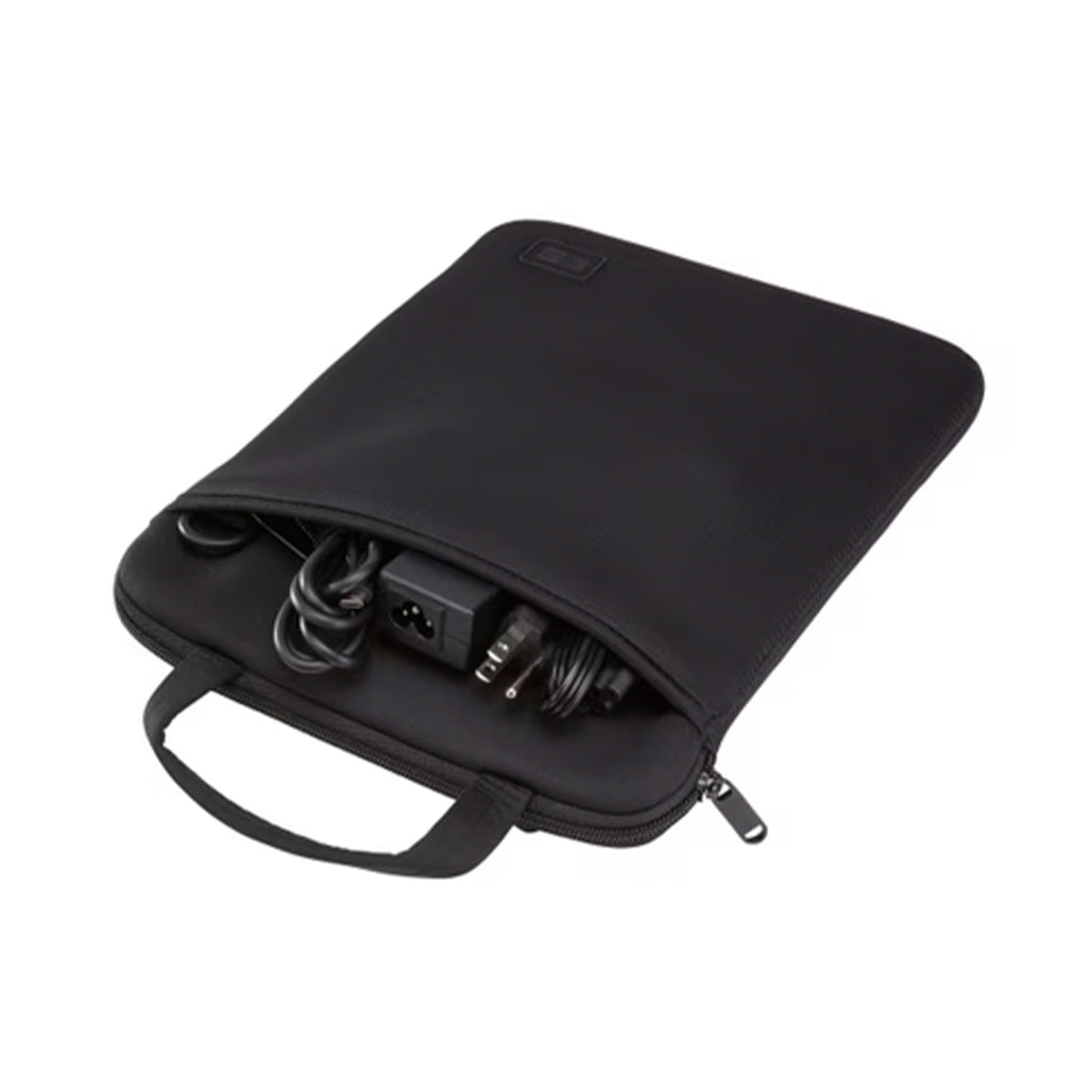A Photo Of Case Logic Quantic 14-Inch Chromebook Sleeve - Black - LNEO-214