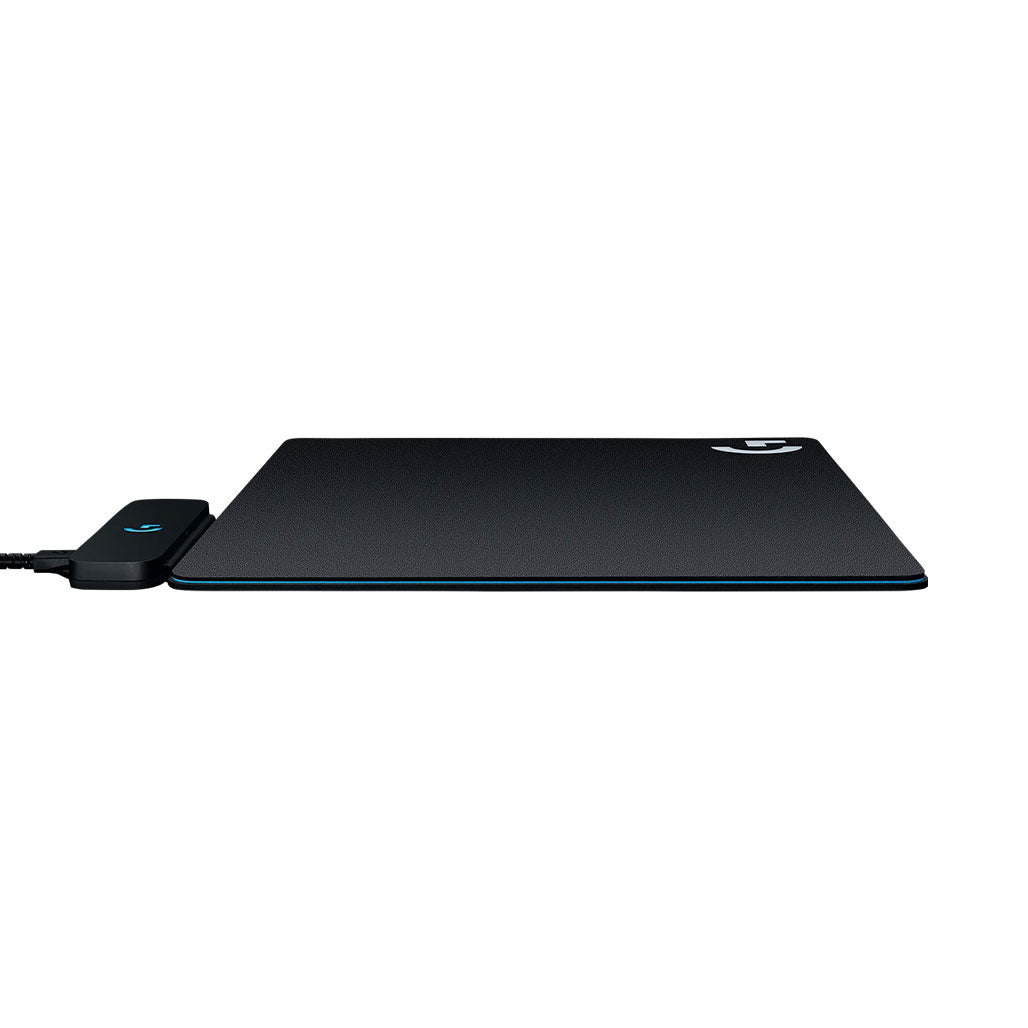 A Photo Of Logitech 943-000110 POWERPLAY Wireless Charging System - Uninterrupted Gaming with LIGHTSPEED Technology