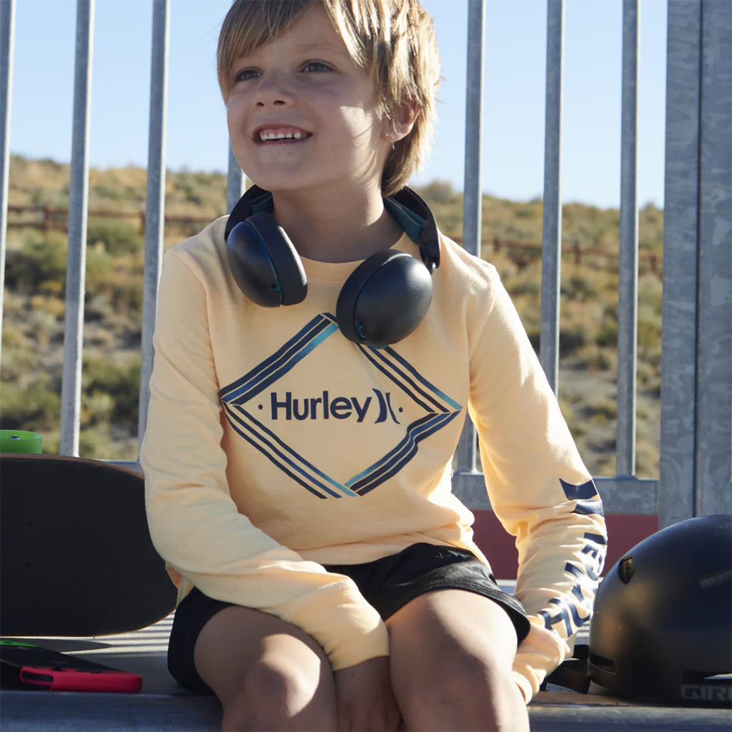 A Photo Of Skullcandy Grom Wireless Kids Headphones - Long Battery Life, Volume Limiting, and Modern Design | S6KBW-R740