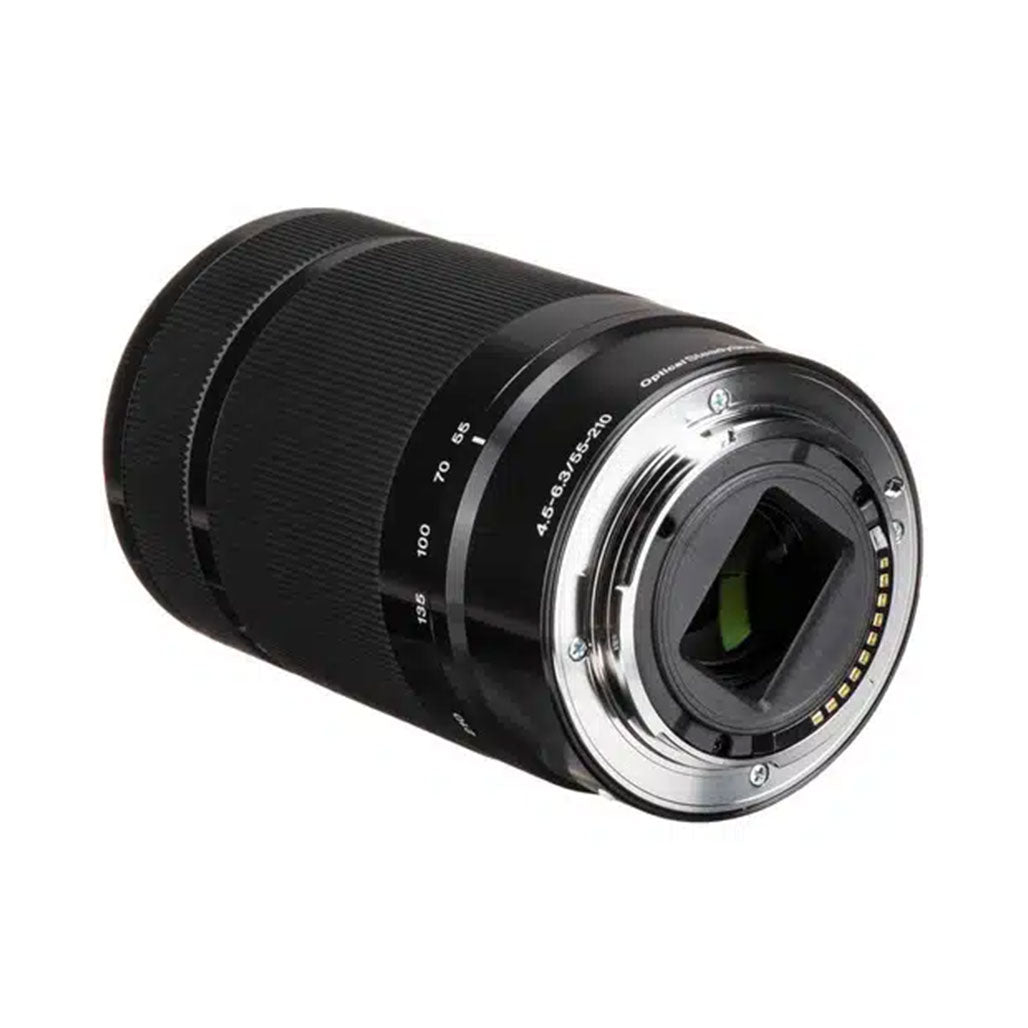 A Photo Of Sony E 55-210mm f/4.5-6.3 OSS Lens (Black) - Telephoto Zoom Lens with Optical SteadyShot Image Stabilization