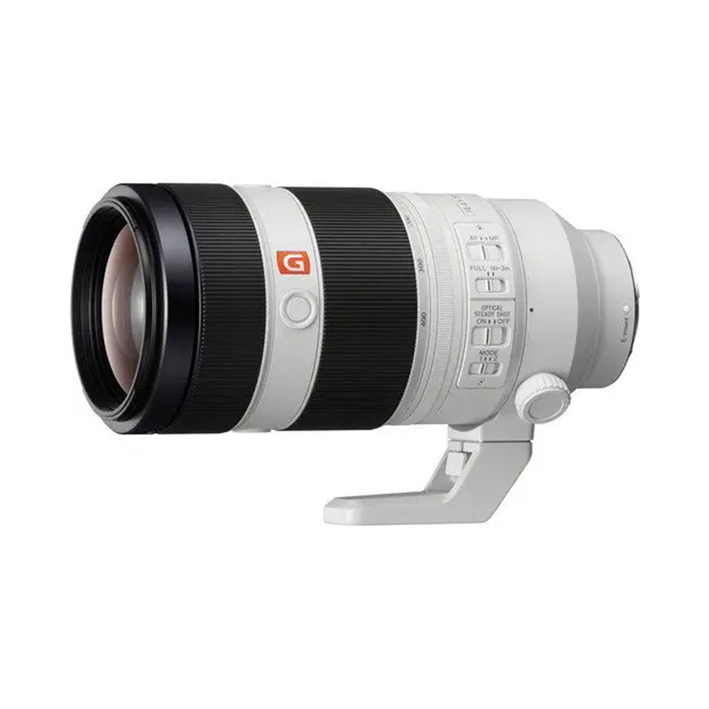 A Photo Of Sony FE 100-400mm f/4.5-5.6 GM OSS Telephoto Lens with 77mm Circular Polarizer Filter Kit – High-Performance Imaging Solution