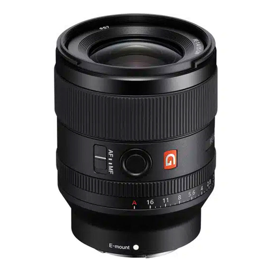 A Photo Of Sony FE 35mm f/1.4 GM Lens – High-Resolution Wide-Angle Prime with Fast Aperture and Advanced Optical Design