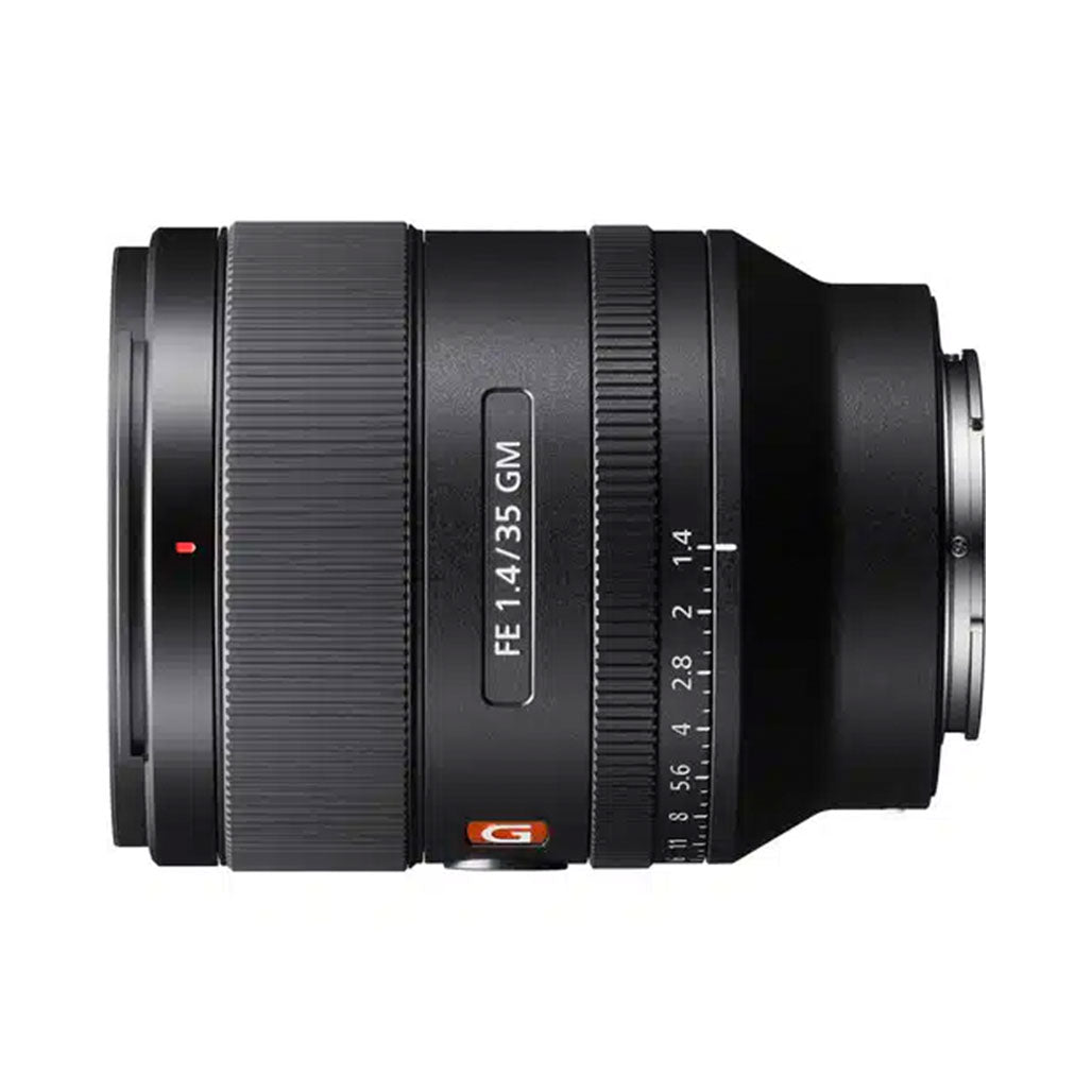 A Photo Of Sony FE 35mm f/1.4 GM Lens – High-Resolution Wide-Angle Prime with Fast Aperture and Advanced Optical Design