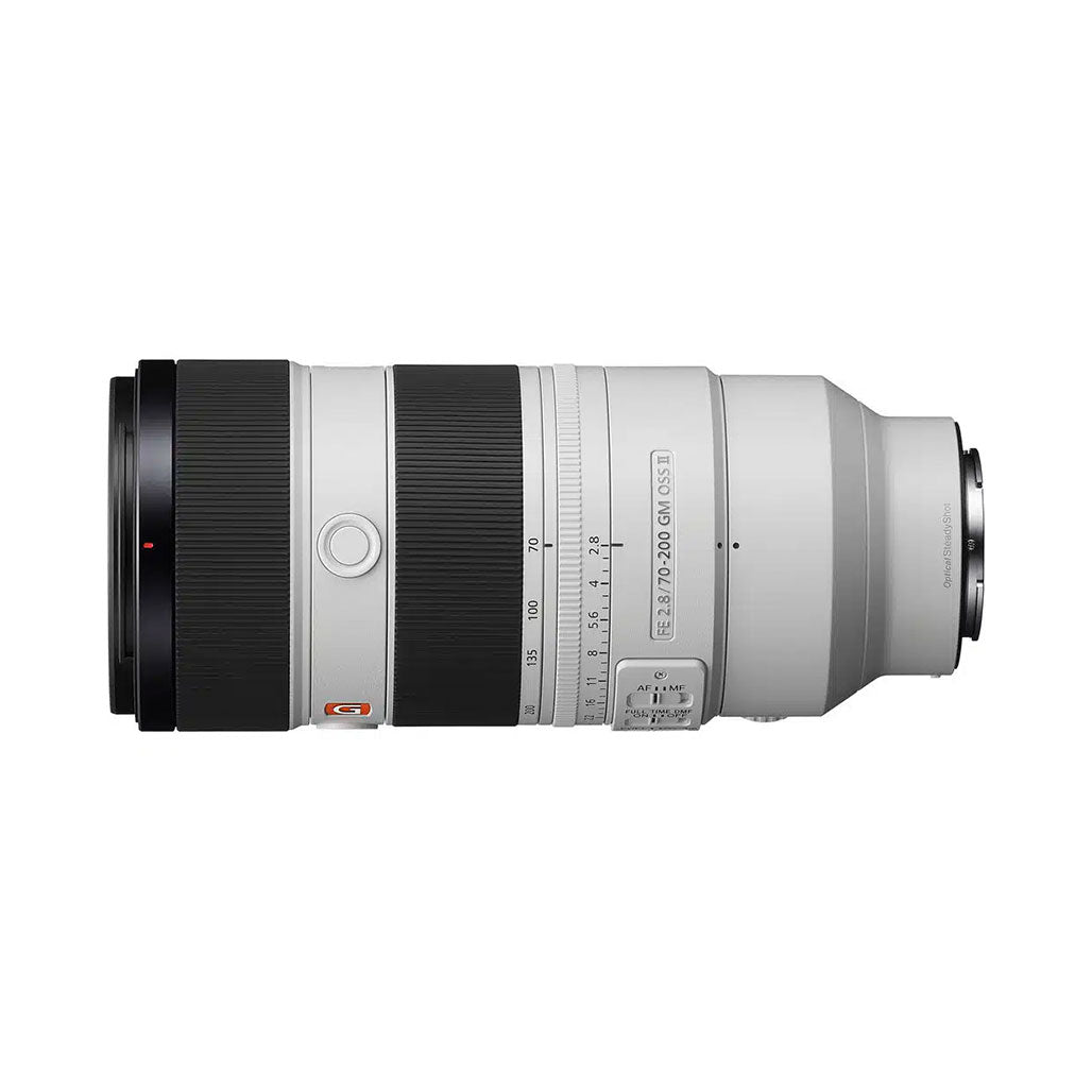A Photo Of Sony FE 70-200mm f/2.8 GM OSS II Lens – Lightweight Pro Zoom with Advanced Autofocus and Optical Performance