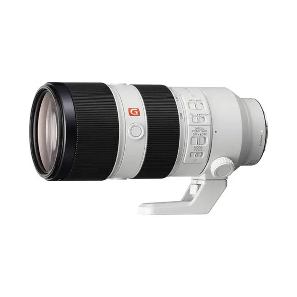 A Photo Of Sony FE 70-200mm f/2.8 GM OSS Lens – Professional Telephoto Zoom with Optical SteadyShot and Superior Image Quality