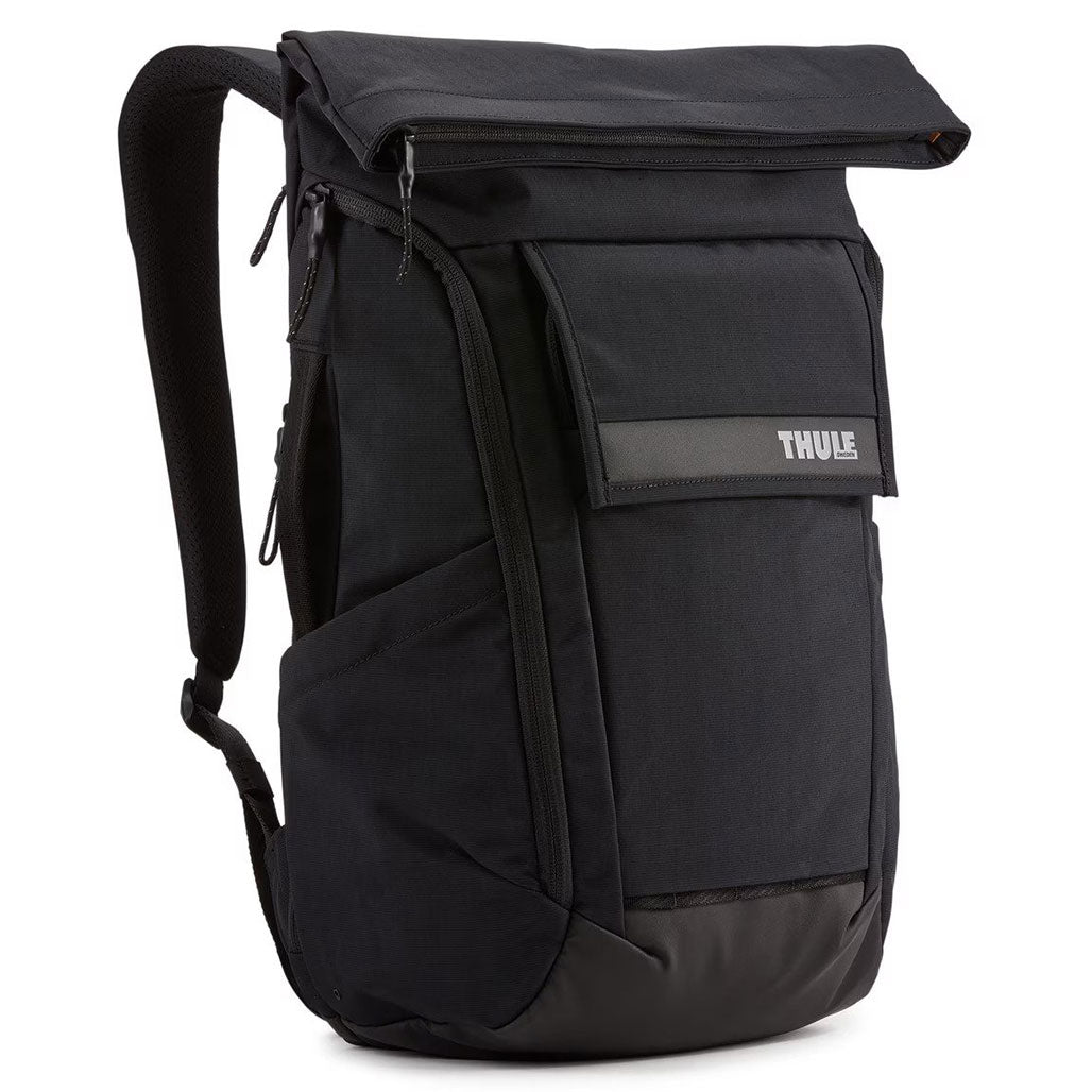 A Photo Of Thule Paramount Black Backpack – 24L Nylon Design with Padded Compartments for 15.6