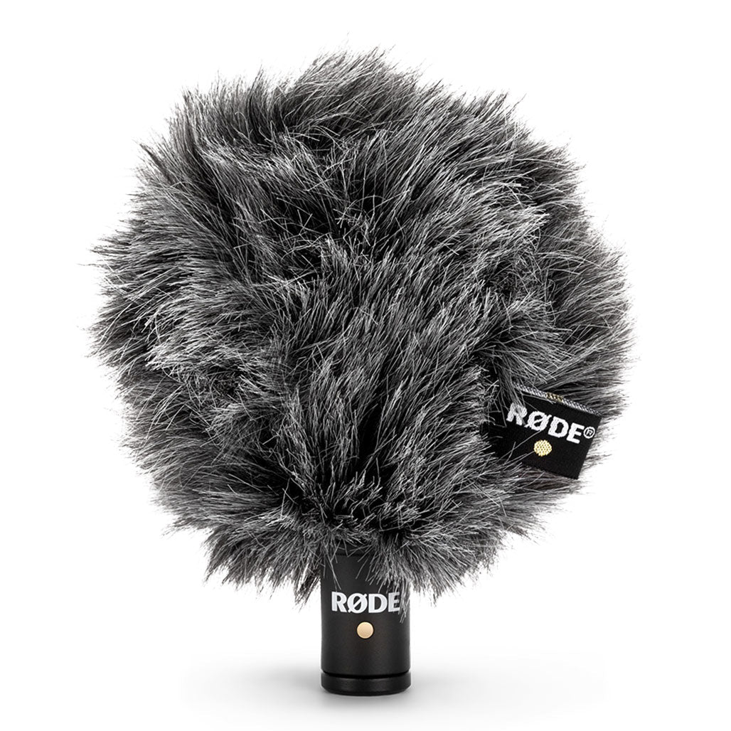 A Photo Of Rode VideoMic Me-L Compact Microphone for iOS Devices with Headphone Output