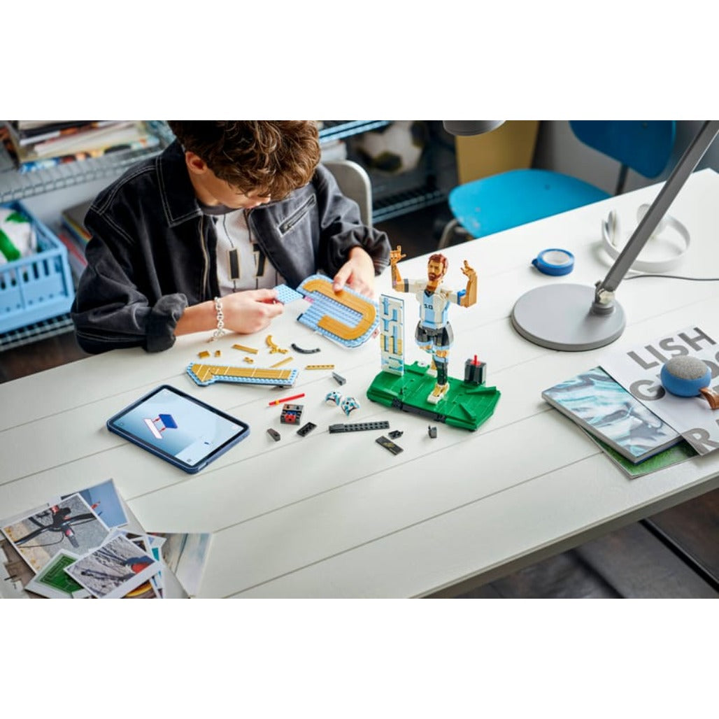 A Photo Of LEGO Lionel Messi - Soccer Legend - 43015 - 958 Pieces