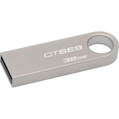 A Photo Of Kingston 32GB DataTraveler SE9 USB Flash Drive – Durable Metal Design for Reliable Data Storage