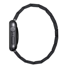 A Photo Of Pitaka Retro Aramid Carbon Fiber Watch Band For Apple Watch | 40mm-41mm-42mm-44mm-45mm-49mm