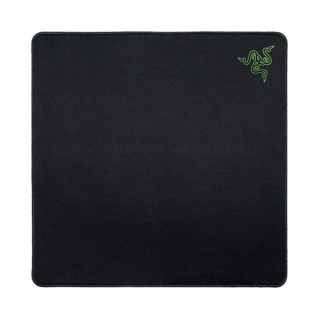 A Photo Of Razer Gigantus Elite - Ultra-Large Soft Gaming Mouse Pad for Speed and Control
