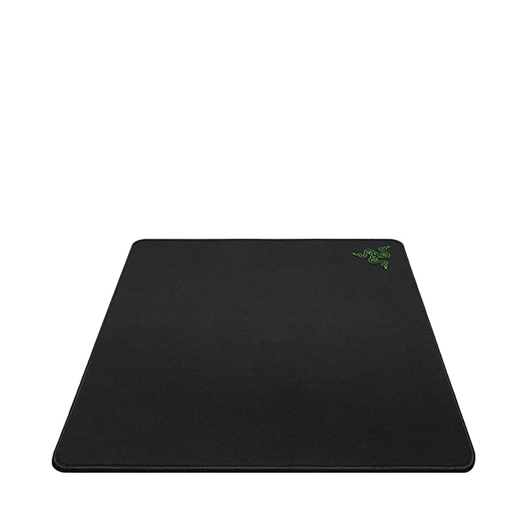 A Photo Of Razer Gigantus Elite - Ultra-Large Soft Gaming Mouse Pad for Speed and Control