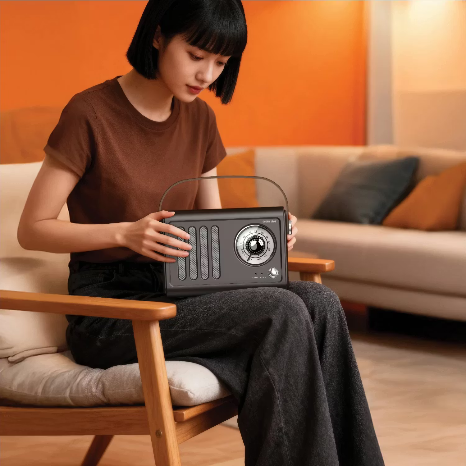 A Photo Of Green Lion Vintage Radio Speaker GNVINRDSPKBK - Bluetooth 5.3, Black