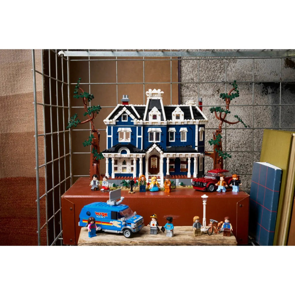A Photo Of LEGO Icons Stranger Things: The Creel House 2593 Pieces - 11370
