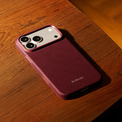 A Photo Of Pitaka Summa Case for iPhone 18 Series – Aramid Fiber MagSafe Protective Case