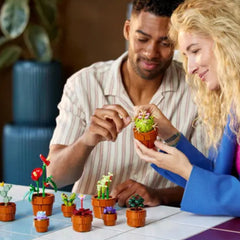 A Photo Of LEGO Tiny Plants 758 Pieces - 10329