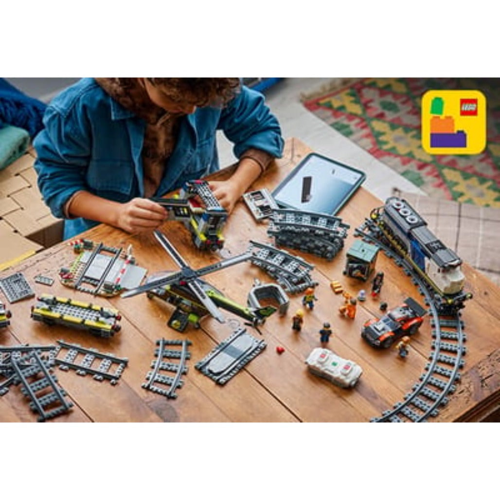 A Photo Of LEGO Police Train Heist - 1313 Pieces - 60508