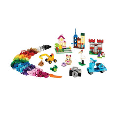 A Photo Of LEGO Classic Large Creative Brick Box 790 Pieces - 10698