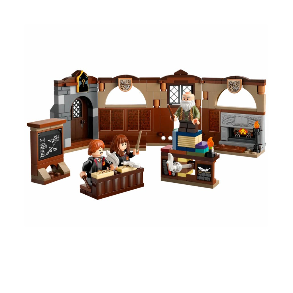 A Photo Of LEGO Hogwarts™ Castle: Charms Class 204 Pieces - 76442