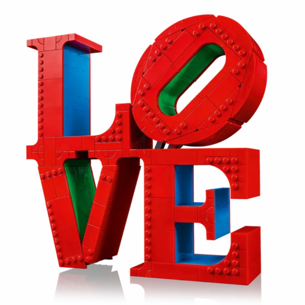 A Photo Of LEGO LOVE 791 Pieces - 31214