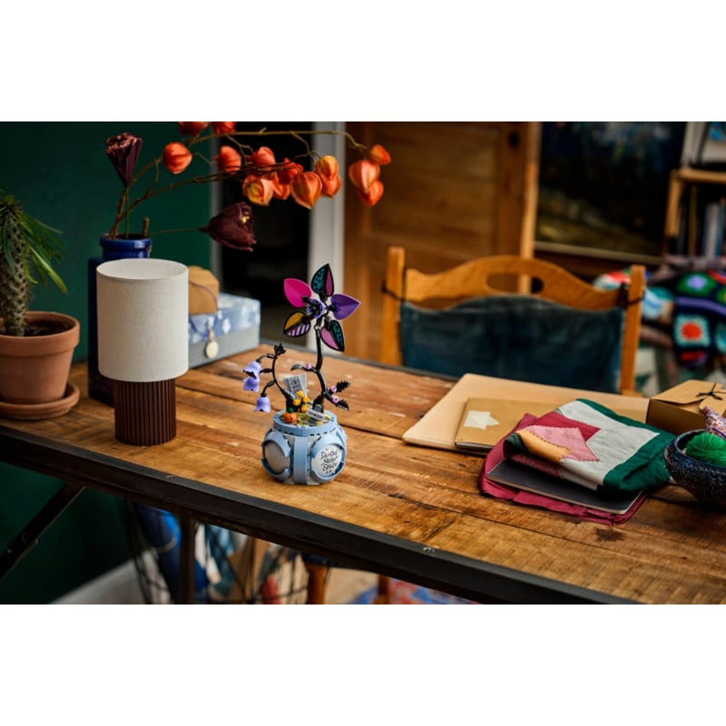 A Photo Of LEGO Sally's Flowerpot - 346 Pieces - 43288
