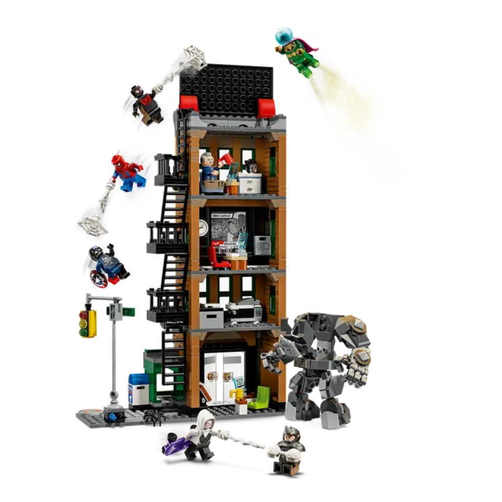 A Photo Of LEGO Marvel Spider-Man vs. Mysterio: The Daily Bugle 781 Pieces - 76342