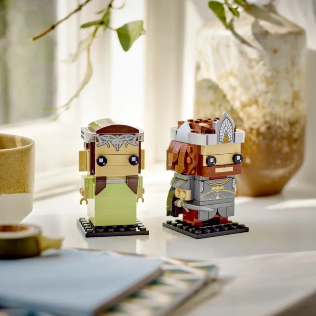 A Photo Of LEGO Aragorn™ & Arwen™ 261 Pieces - 40632