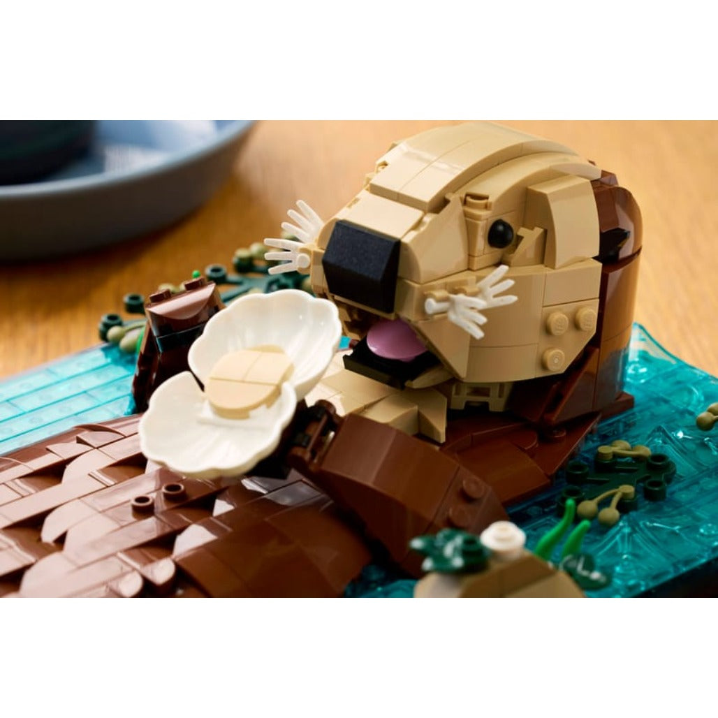 A Photo Of LEGO Floating Sea Otters - 1234 Pieces - 21366
