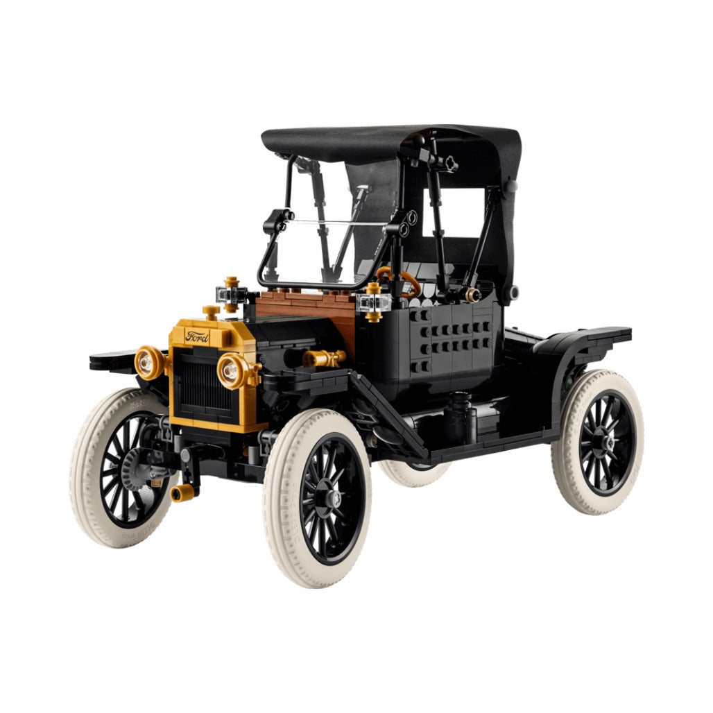 A Photo Of LEGO Ford Model T - 1060 Pieces - 11376