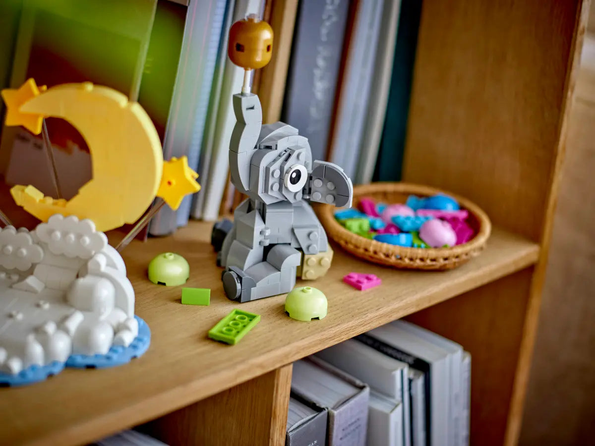 A Photo Of LEGO Creator Baby Elephant in the Sky 402 Pieces - 40814