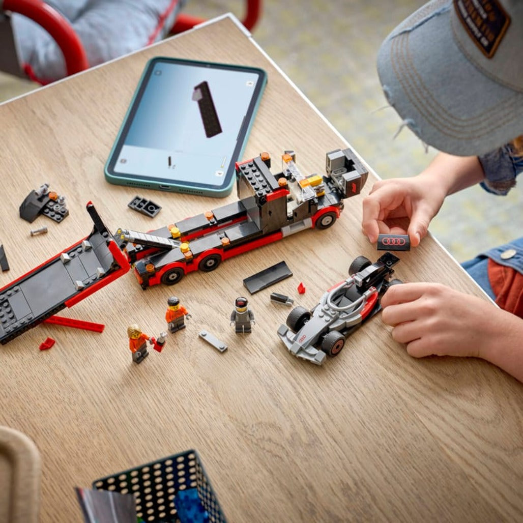 A Photo Of LEGO F1® Display Truck with Audi F1® Race Car - 508 Pieces - 60493