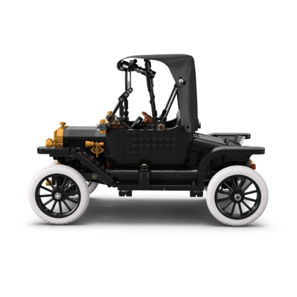 A Photo Of LEGO Ford Model T - 1060 Pieces - 11376