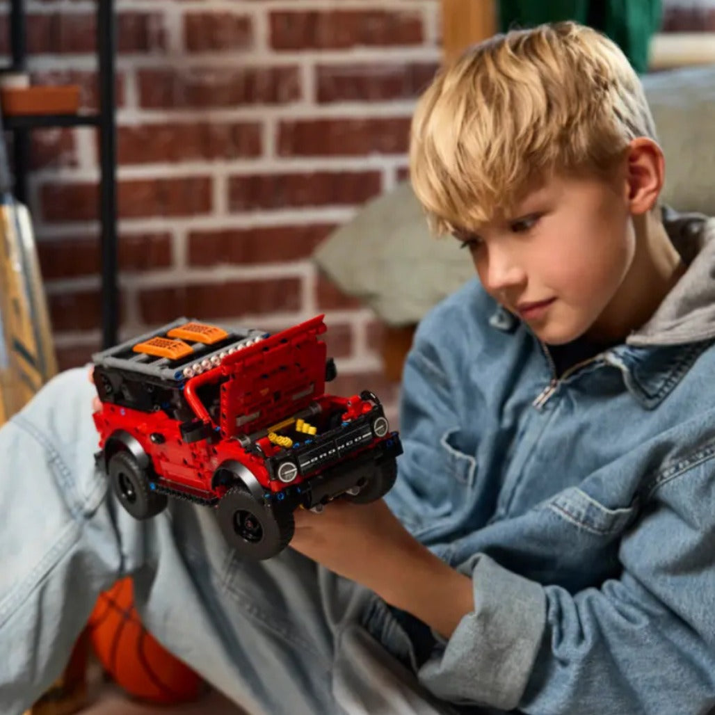 A Photo Of LEGO Technic Ford Bronco® SUV 943 Pieces - 42213