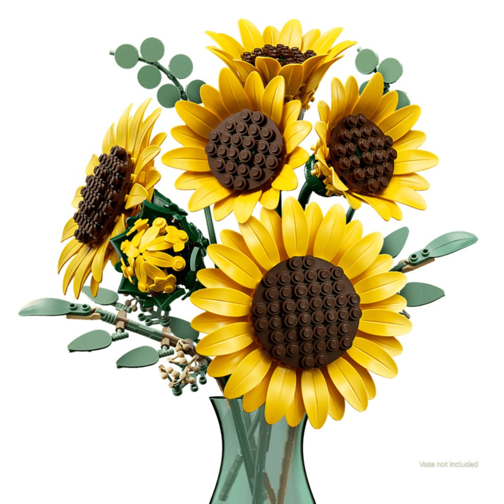 A Photo Of LEGO Sunflower Bouquet - 686 Pieces - 11502