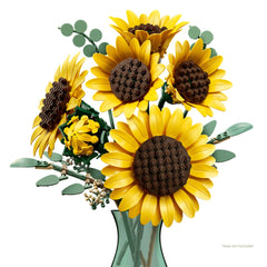 A Photo Of LEGO Sunflower Bouquet - 686 Pieces - 11502
