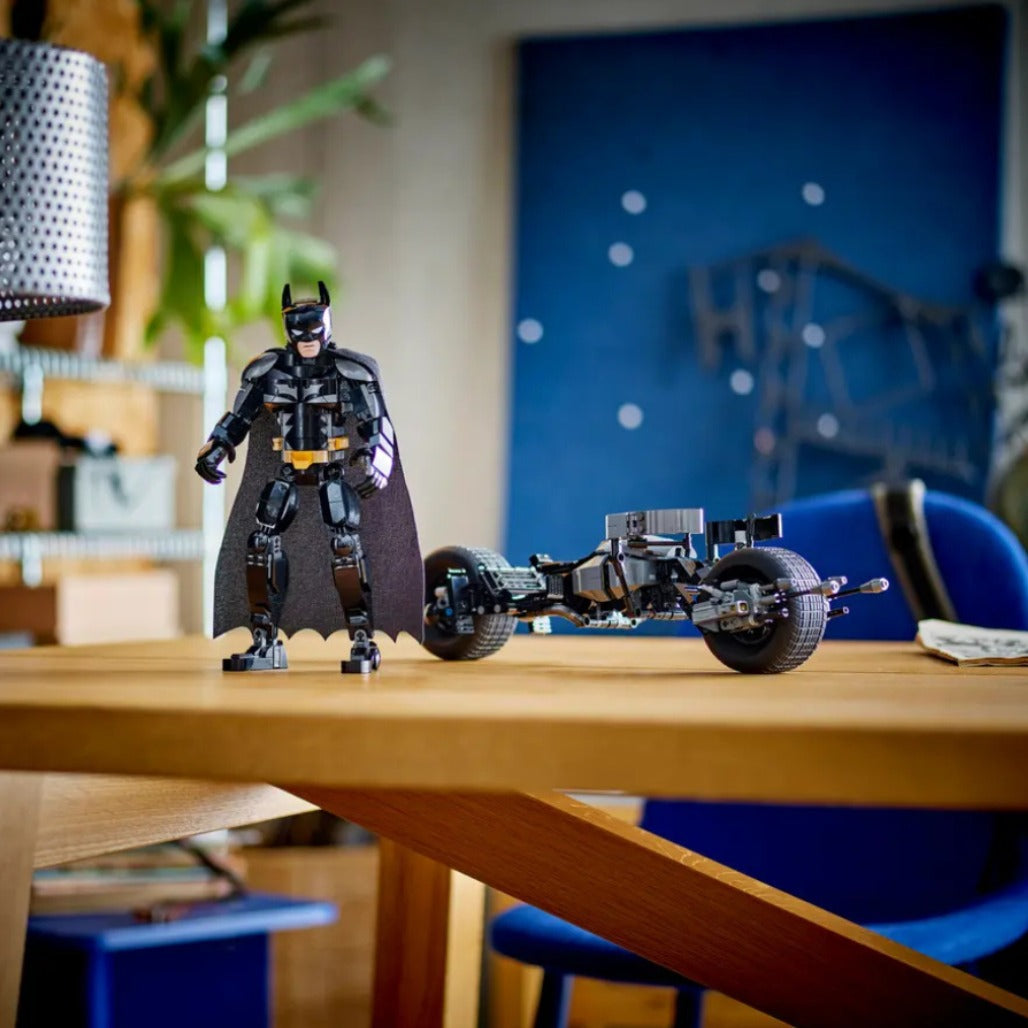 A Photo Of LEGO Batman™ Construction Figure and the Bat-Pod Bike 713 Pieces - 76273