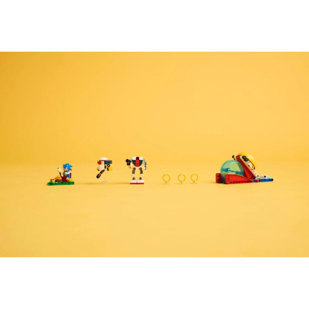 A Photo Of LEGO Sonic's Campfire Clash - 177 Pieces - 77001