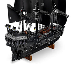 A Photo Of LEGO Icons Captain Jack Sparrow's Pirate Ship 2862 Pieces - 10365