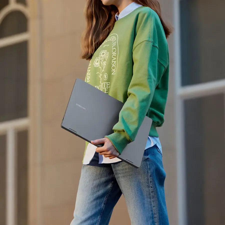 A Photo Of Samsung Galaxy Book4  360 - NP750QGK-KG3US - 15.6