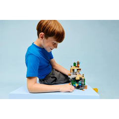 A Photo Of LEGO Zombie Dungeon - 284 Pieces - 21587
