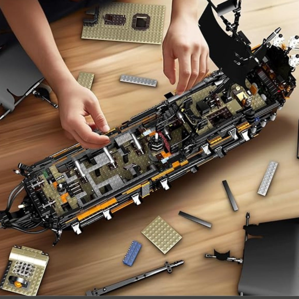 A Photo Of Mould King Black Pirates Ship Model Building Toy Set - 3180 Pieces - 13199