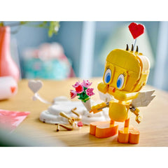 A Photo Of LEGO Sweetheart Tweety Bird - 412 Pieces - 40824
